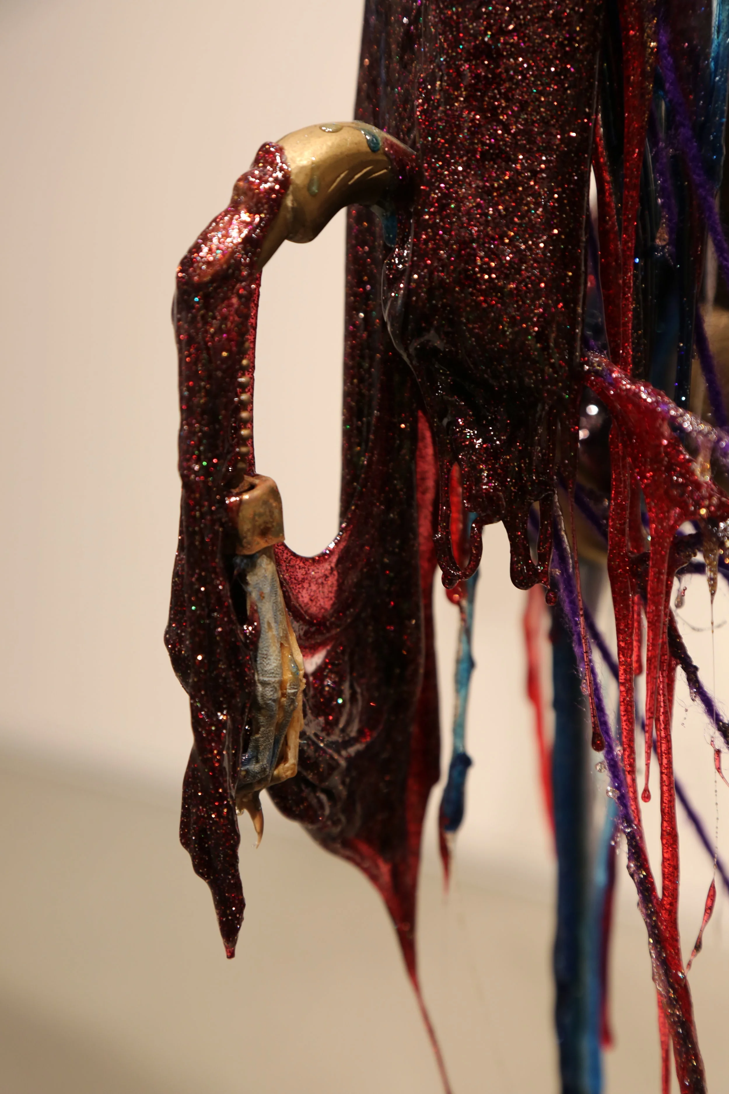 It's a flashlight, NOT a vibrator! (detail)