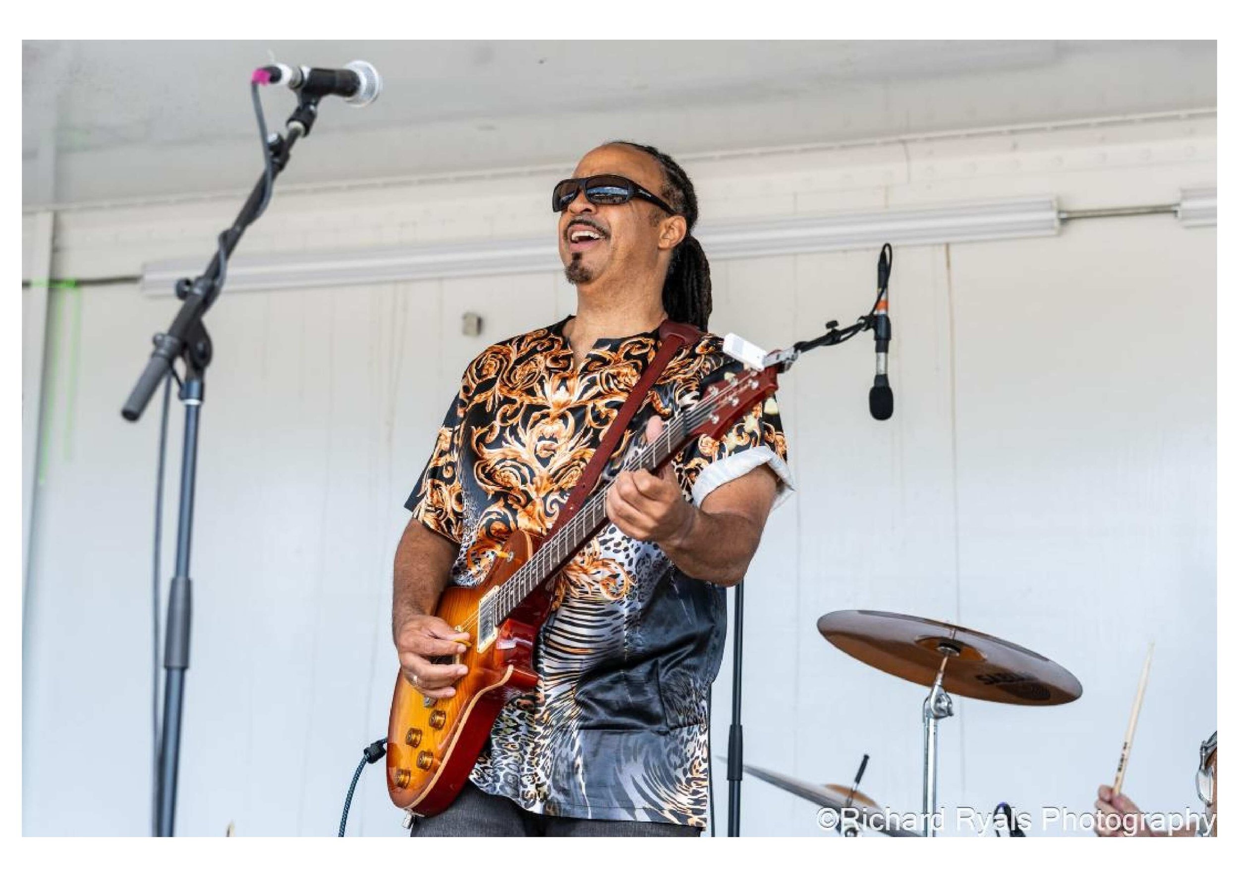 GL guitar-Juneteenth gig-6-20-26.jpg