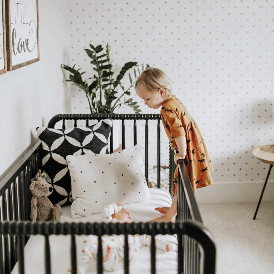 Naps B R E A K D O W N: How Many Naps Should my Baby Take (and When to Drop a Nap!)