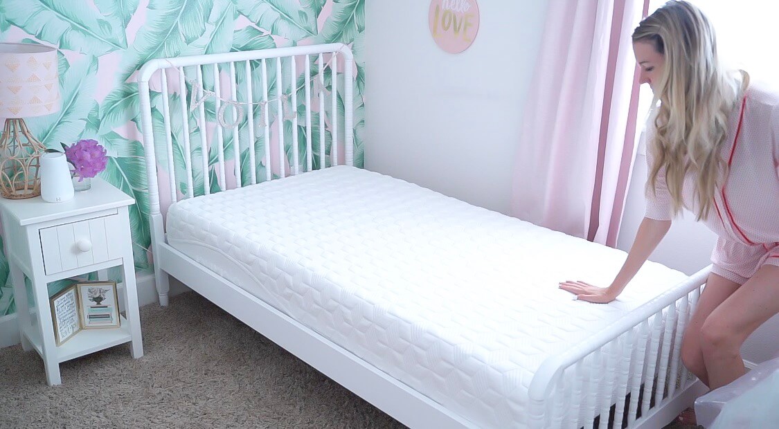 childs bed and mattress