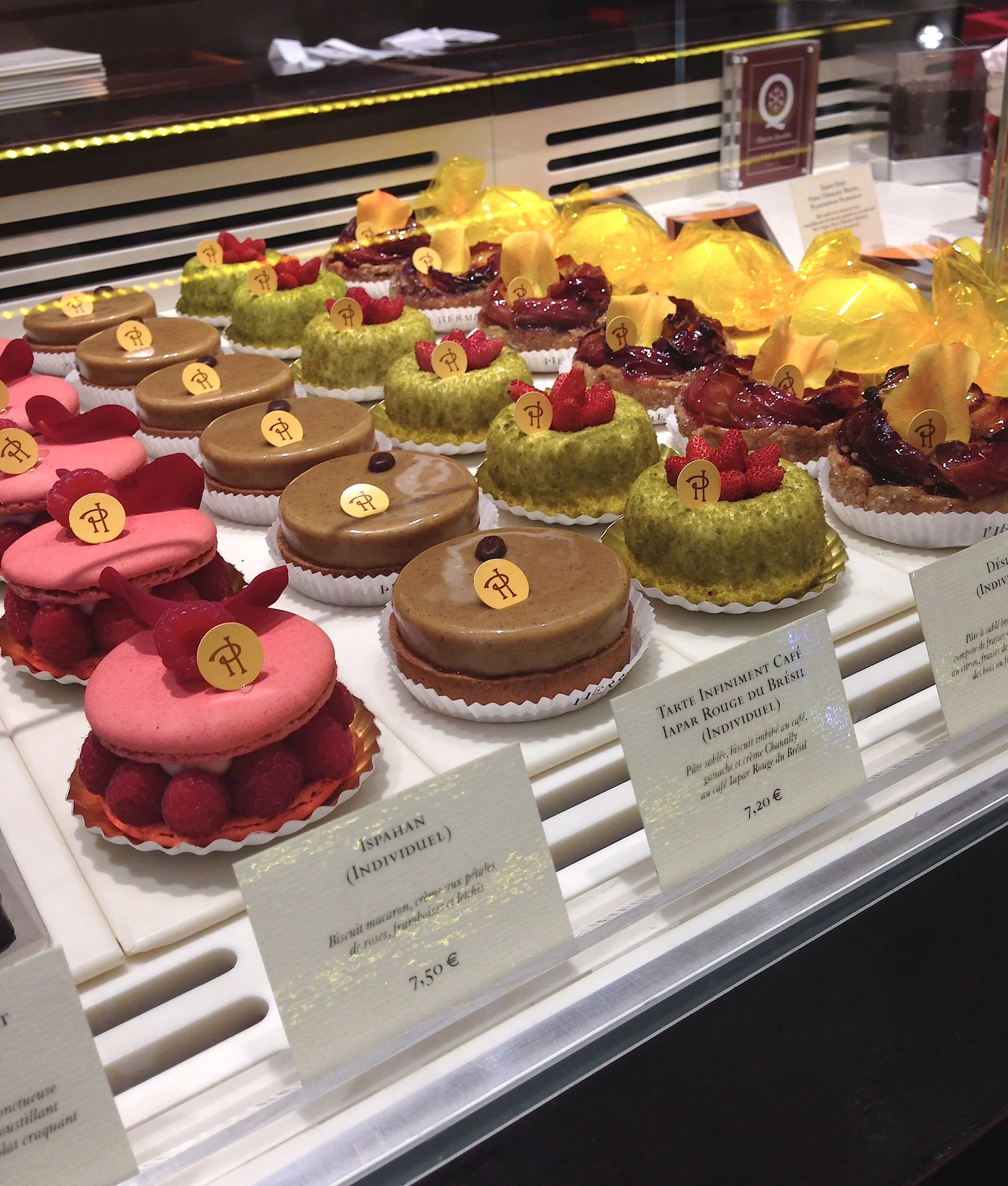 The Macaron Bar by Pierre Hermé The Macaron Bar by Pierre Hermé