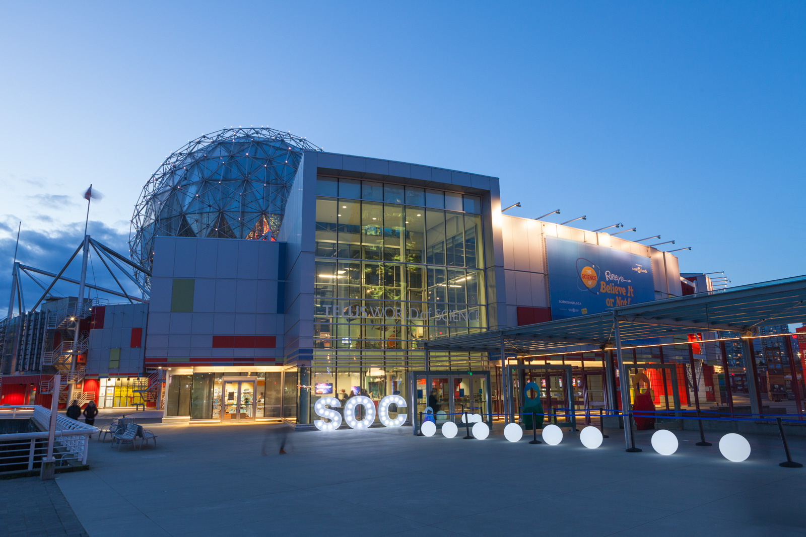 The third annual Science of Cocktails took place February 9, 2018 at Science World, Vancouver BC. 📷credit: Picture Listen