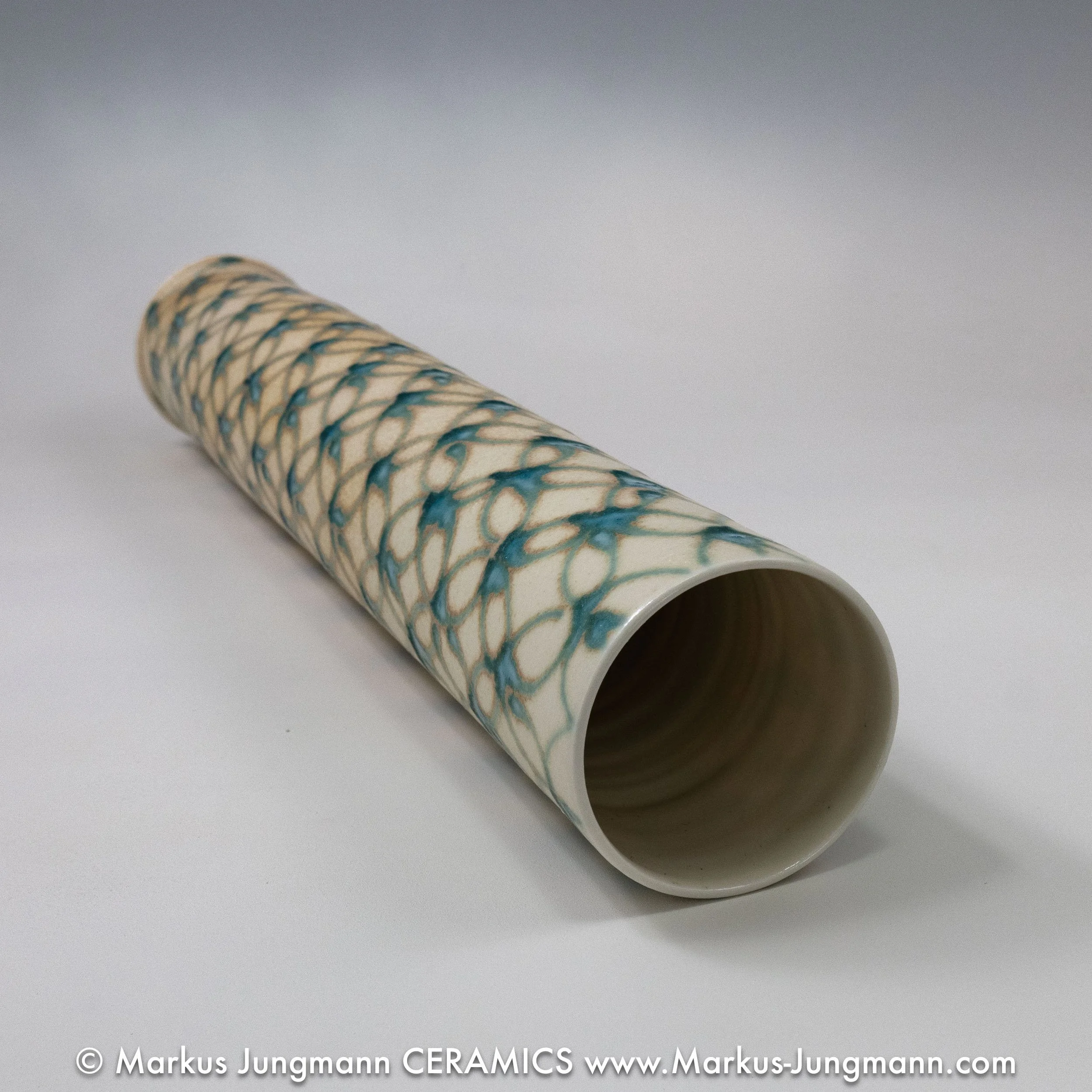 markus-jungmann-porcelain-cylinder-vase-Lattice-47cm-open-side.jpg