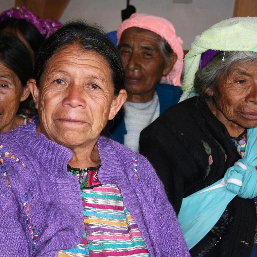 Bridging the generations. Tending to the needs of Mayan grandmothers