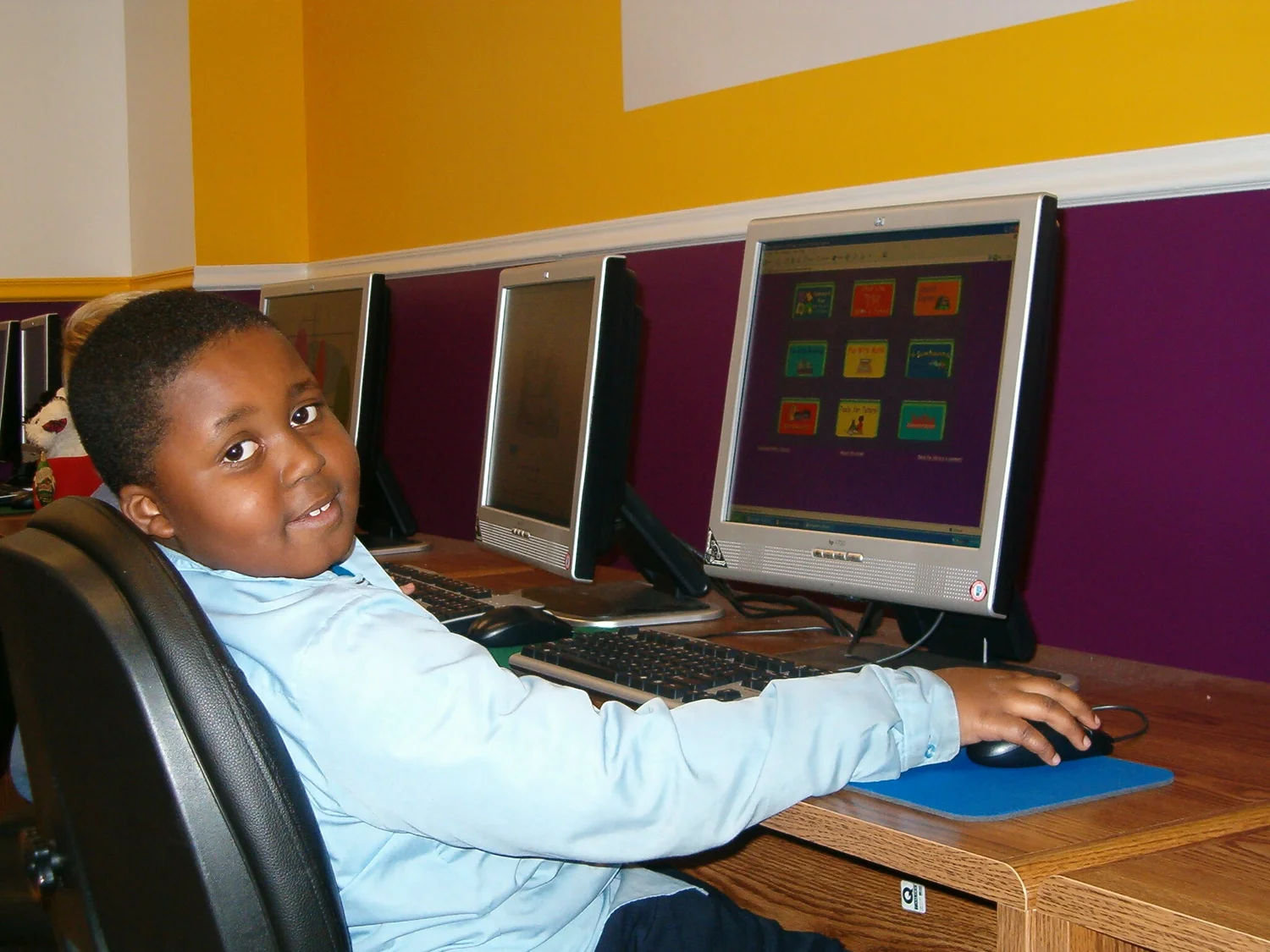 Community Computer Center Community Programs — University Settlement