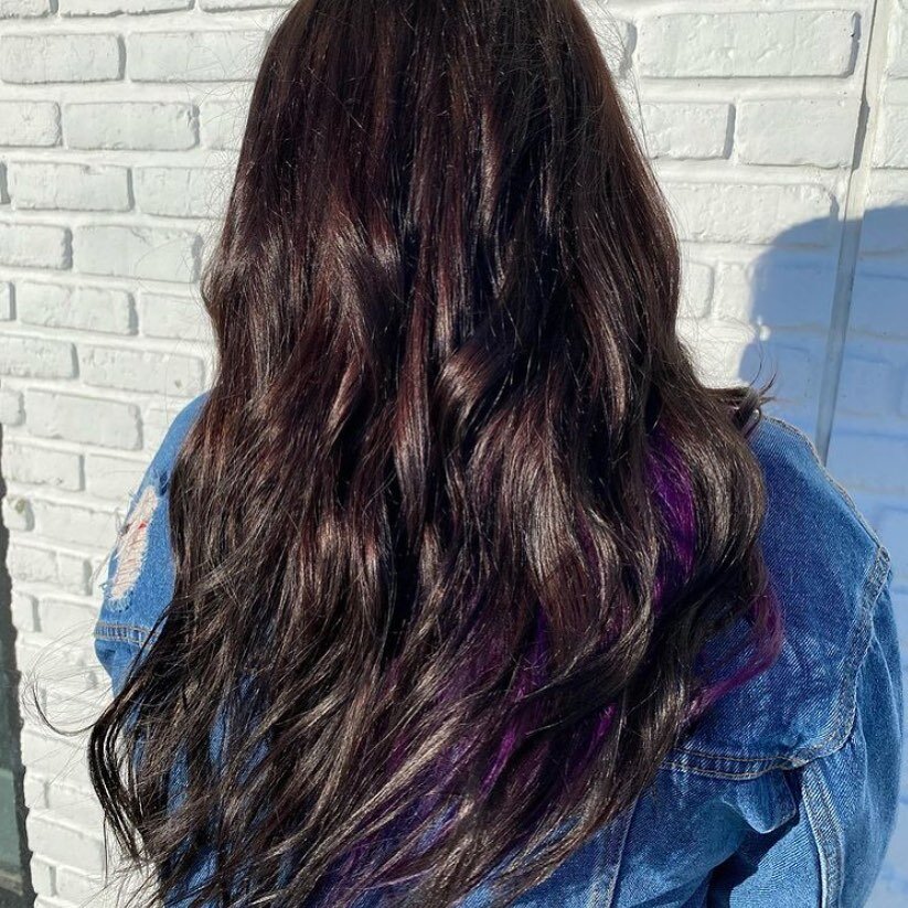 Little bit of purple, but a whooole lot of shine! 💜 done by Jennessa