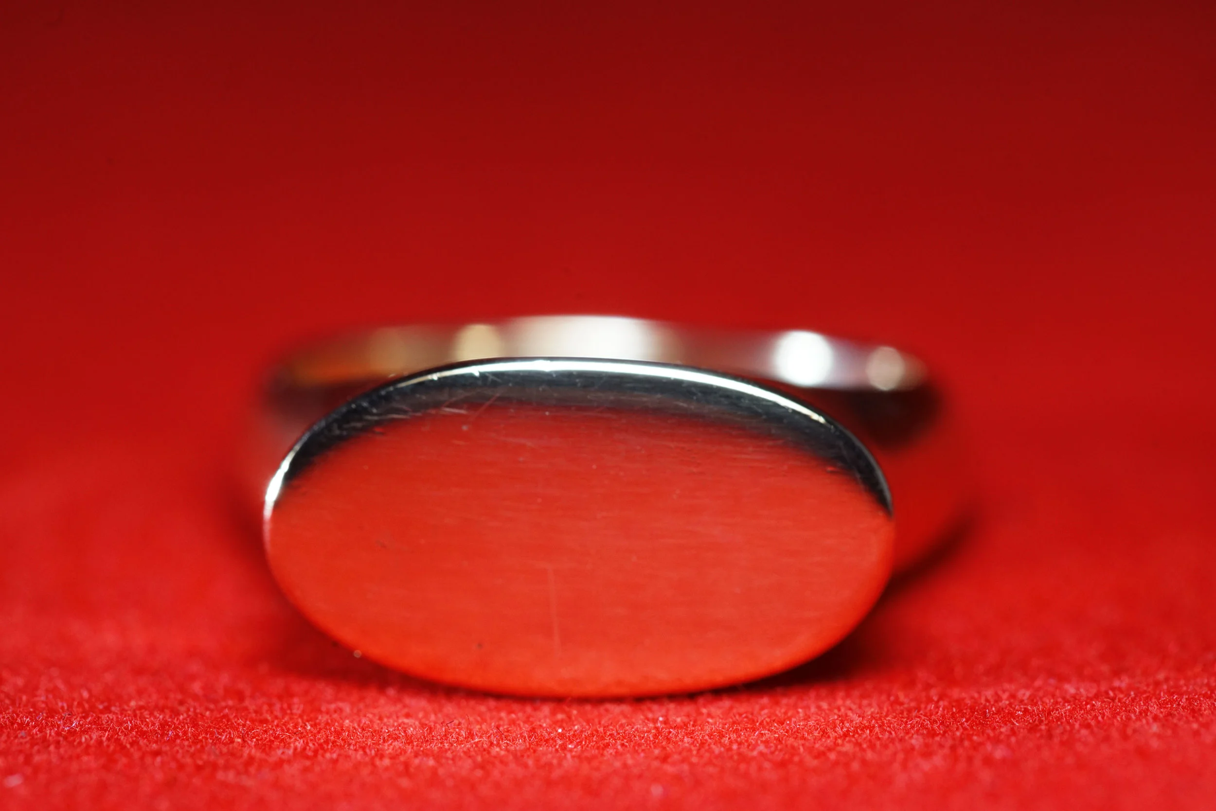  The  Sentimental Signet  can be customized with an engraving on top, or left unadorned if that's your pleasure. 