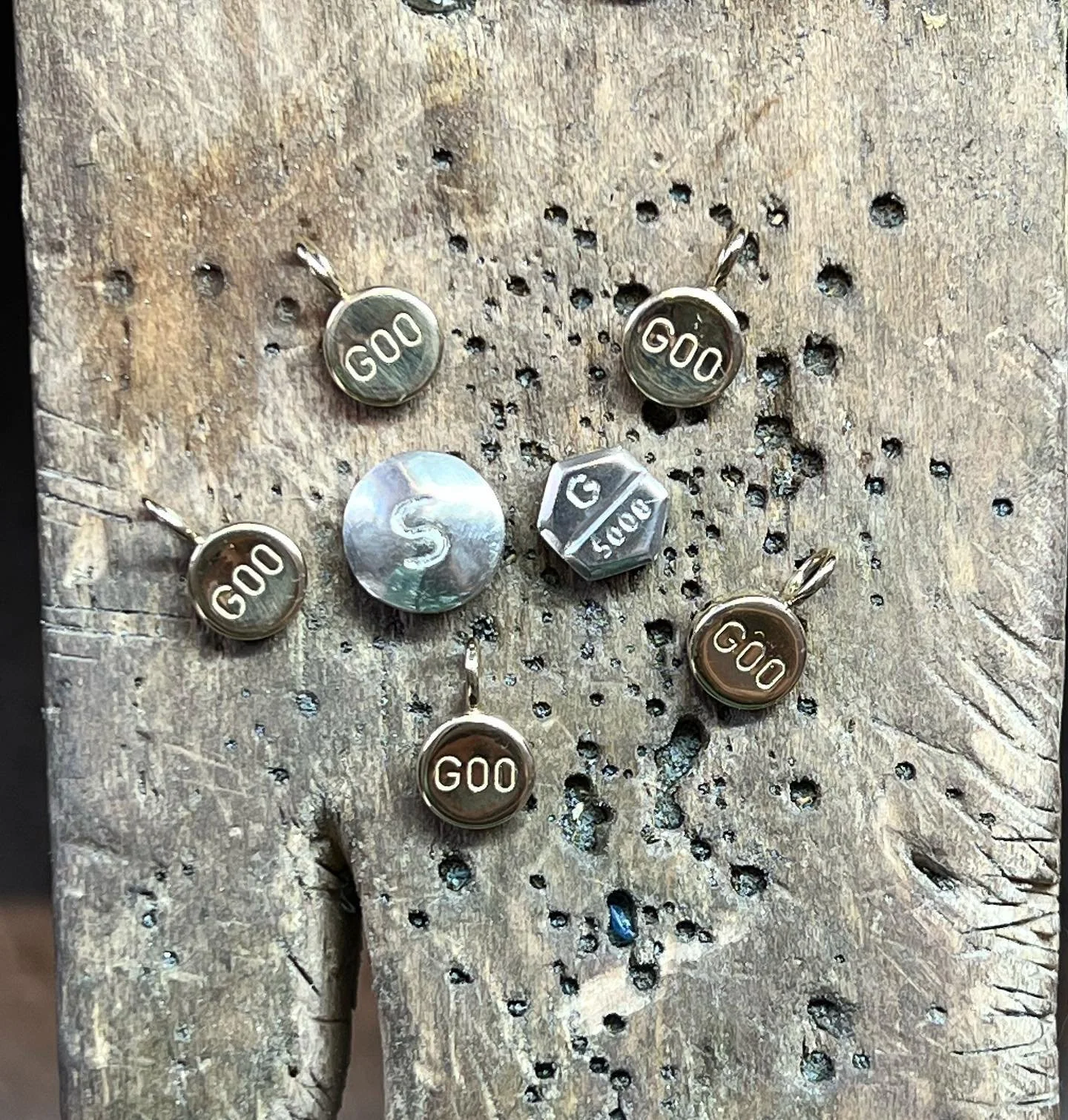 Hello folks! A few announcements:
1. July is Jeweler&rsquo;s Holiday, when the Diamond District slows down and takes a vacation. I&rsquo;ll be taking the next few weeks to rest, recharge, and even travel a little! Any orders placed during this time w