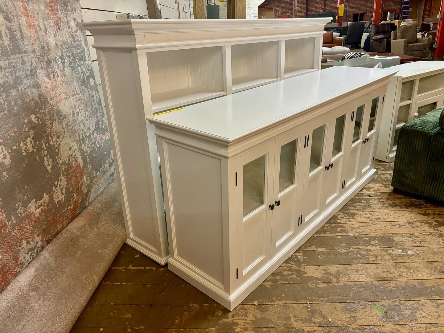 Online auction closing alert!  Closing bids start tonight at 8:PM!  Link in bio, or click here -&gt;. https://bid.theoldwarehousezillah.com/auction/november-13-2024-online-auction-315/bidgallery/