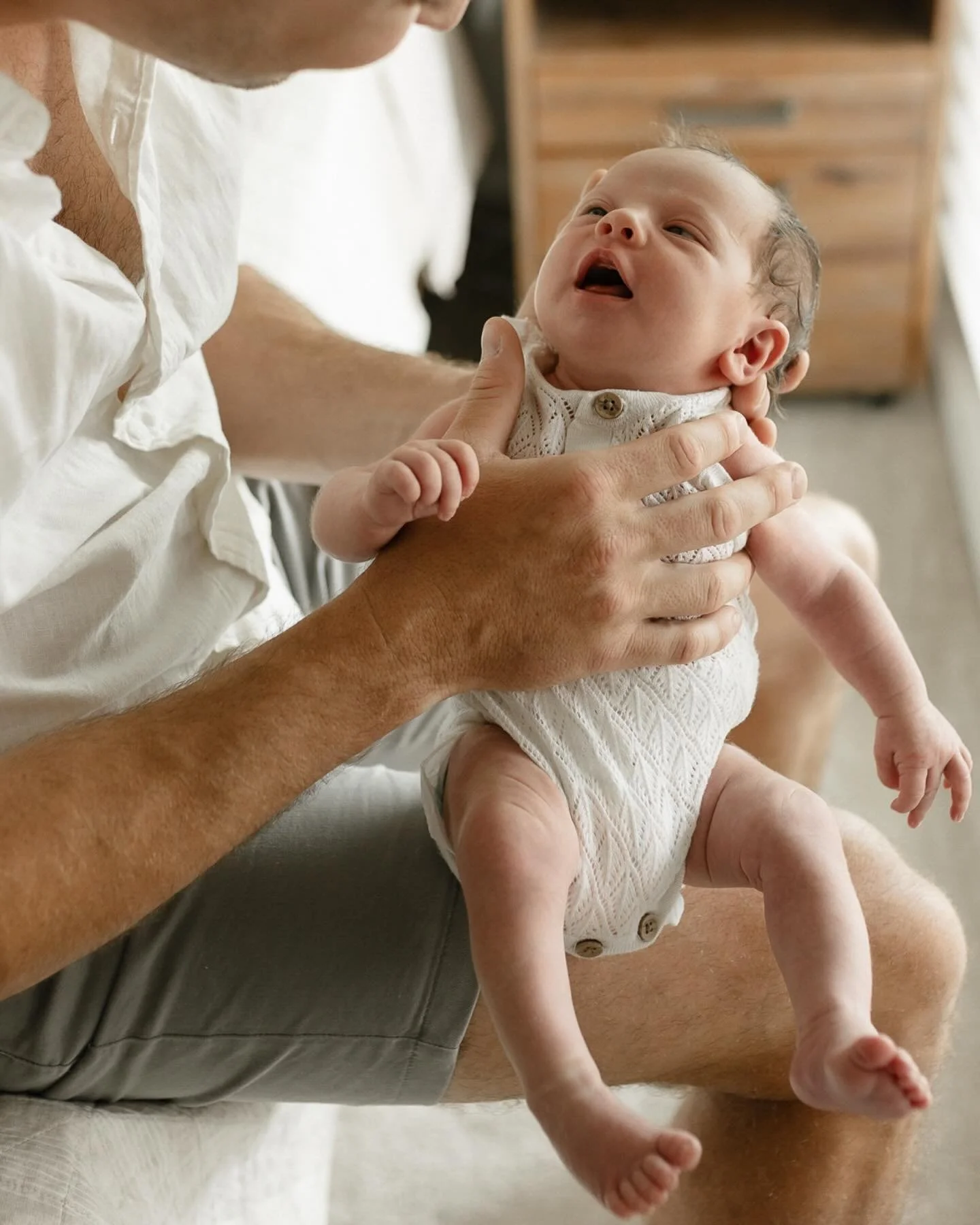 When Sophie reached out to me she told me she was hoping for &lsquo;some chill family photos at home that capture their life now.&rsquo;  This sounded ideal to me! For when you have little ones and a newborn, family life well is family life. Moments 