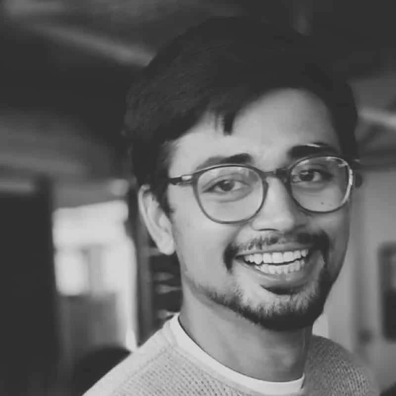 NITEESH YADAV TYPE ARTIST