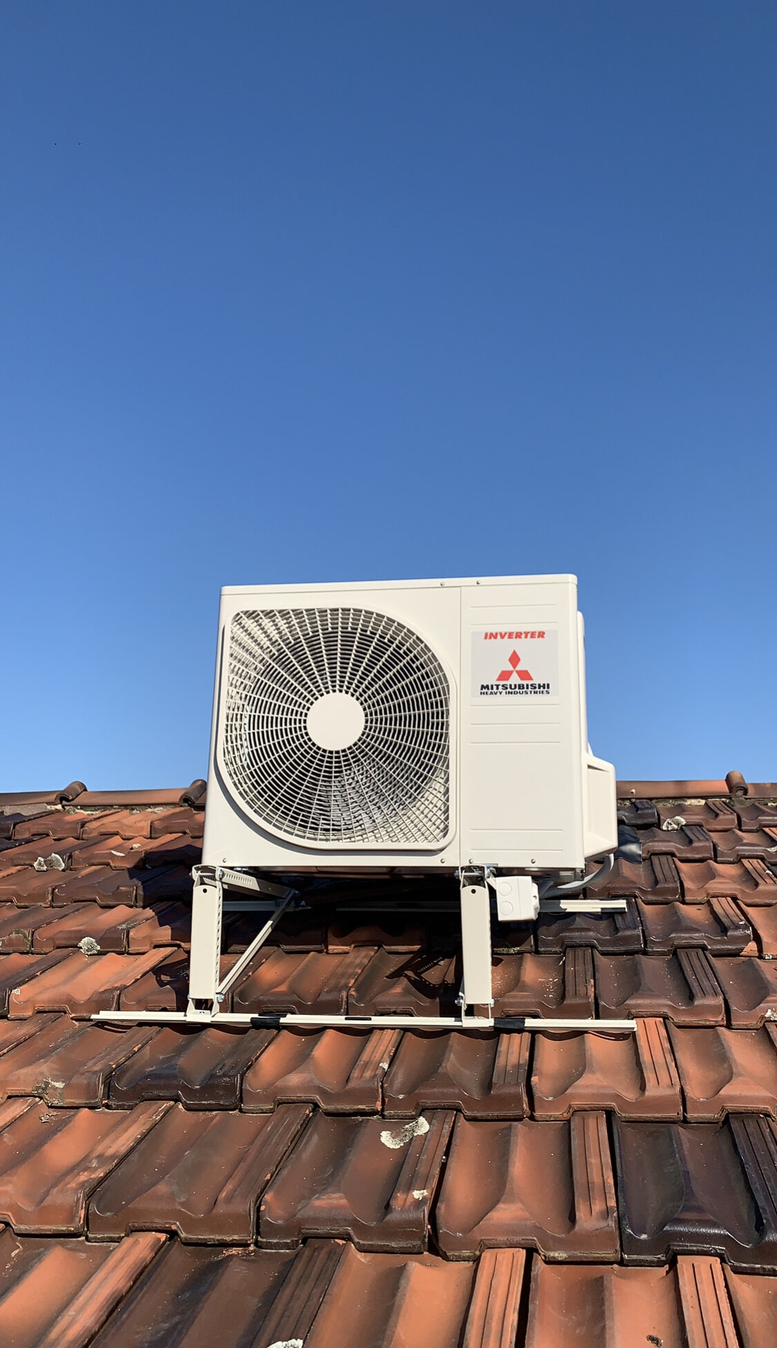 Mitsubishi 5.0kW reverse-cycle split system air conditioner