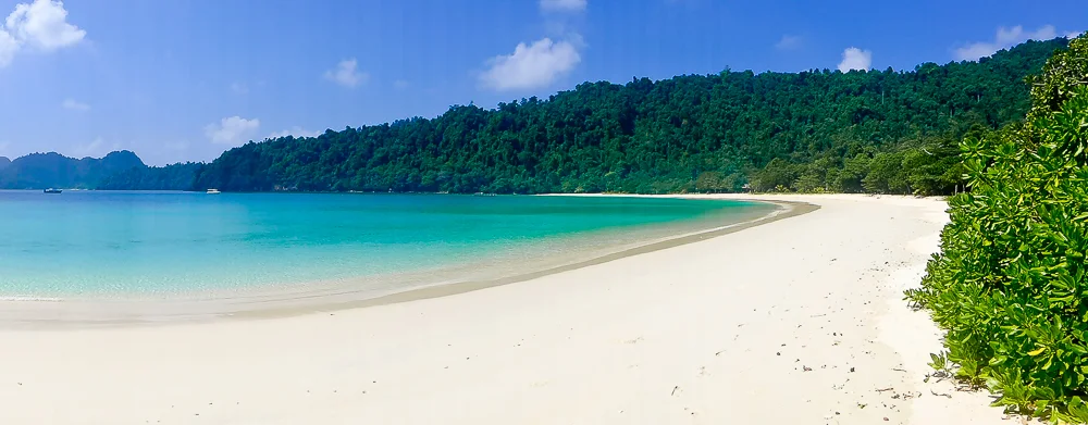 No doubt - one of the nicest beaches and swimming waters I have ever seen. But no accessible coral reefs.