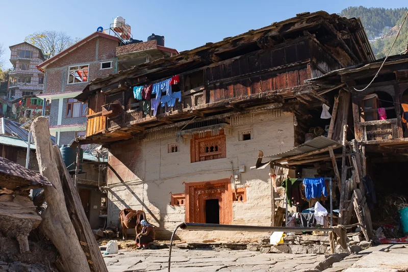 House in Old Manali, bearing a certain resemblance to houses in the Alps.