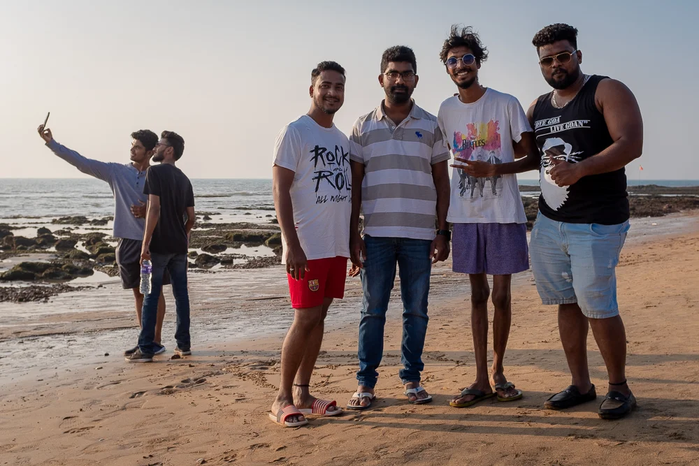 A common sight at Anjuna Beach: Indian guys. Posing.