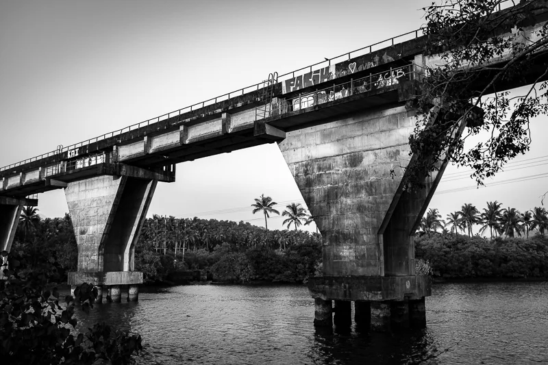 The already existing railway bridge.