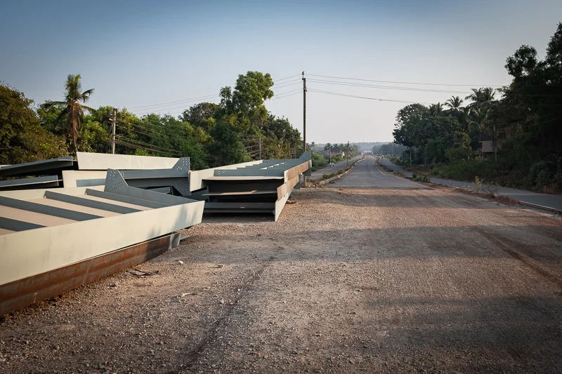 The new road is coming … just a hundred meters away from the beach.