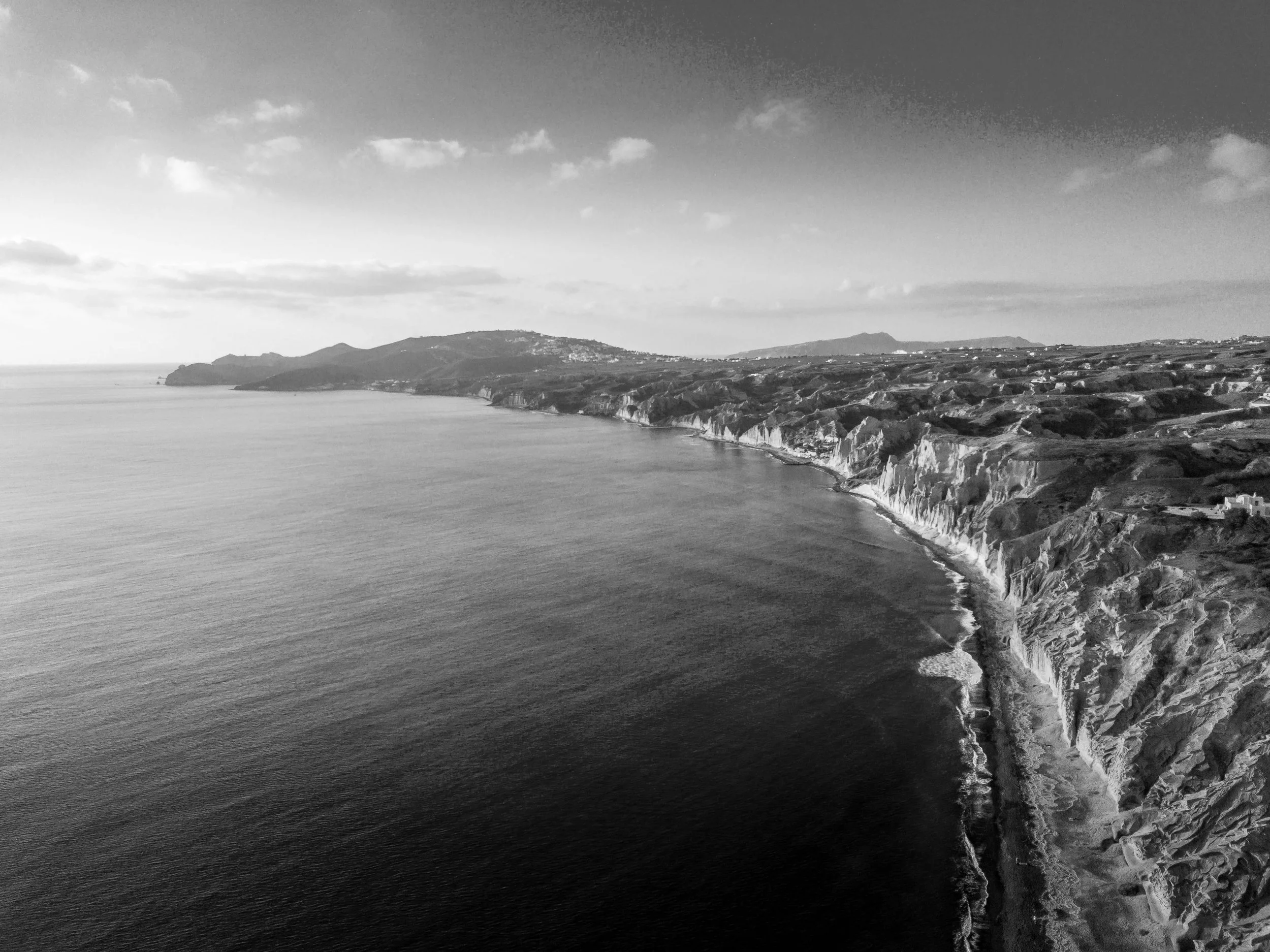 Santorini-19-bw.jpg