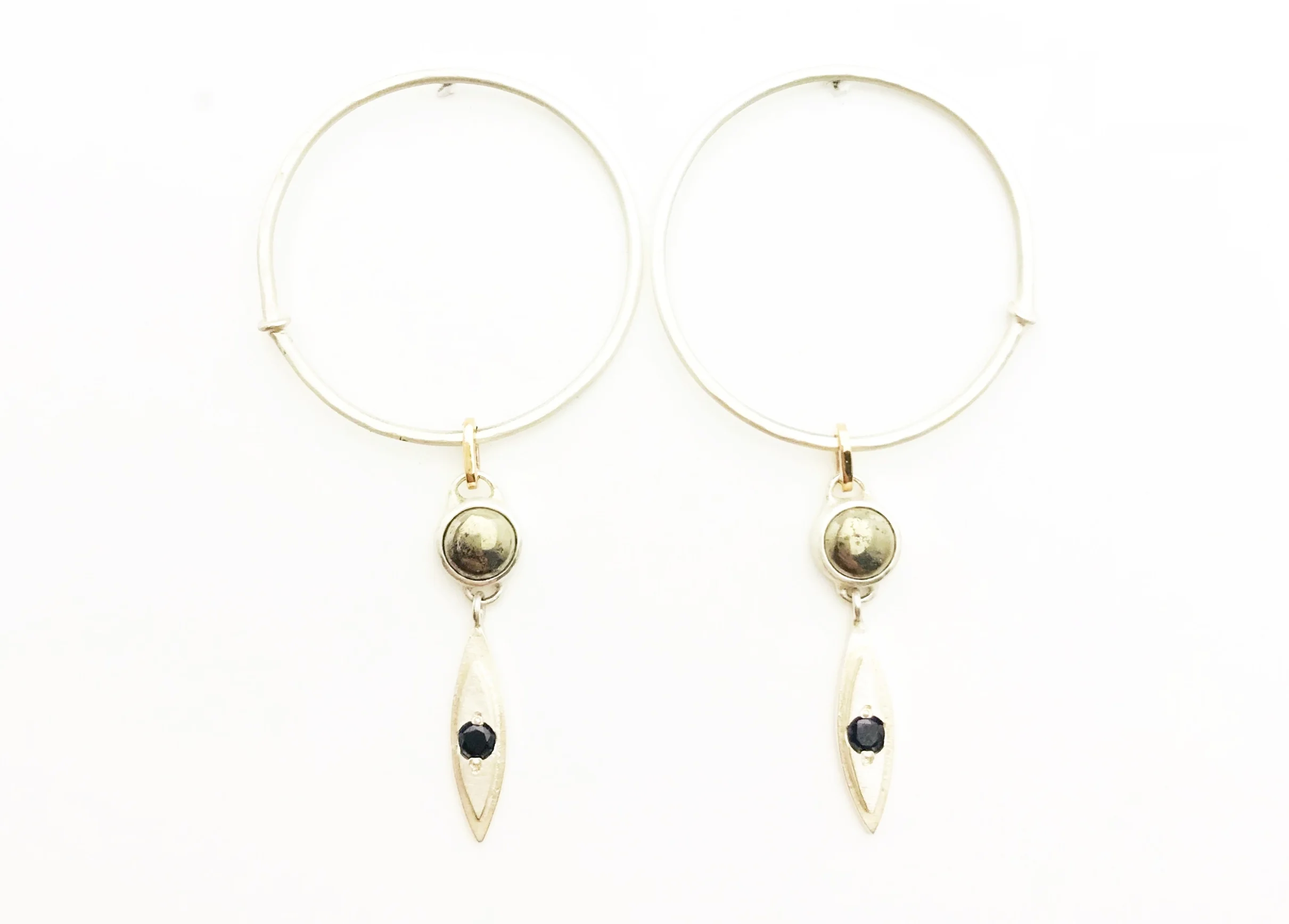 NEUTRAL 35° EARRINGS