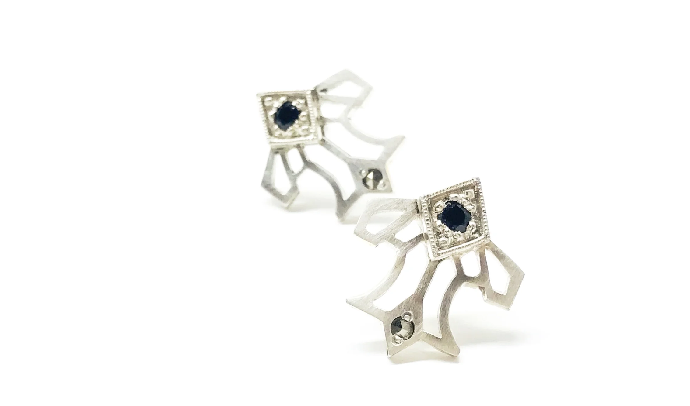 NEUTRAL 70° Earrings