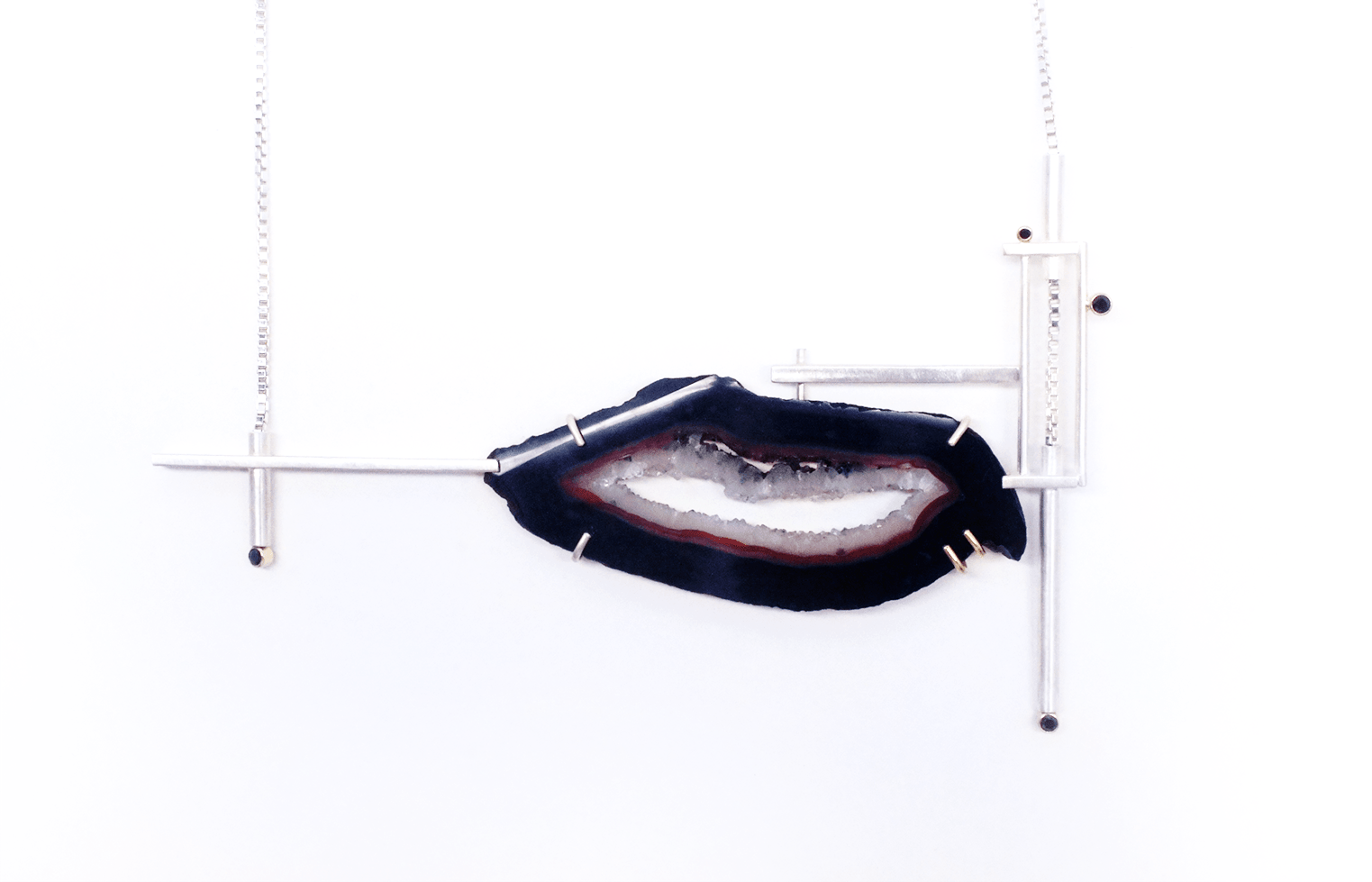 NEUTRAL 200° Necklace Top.png