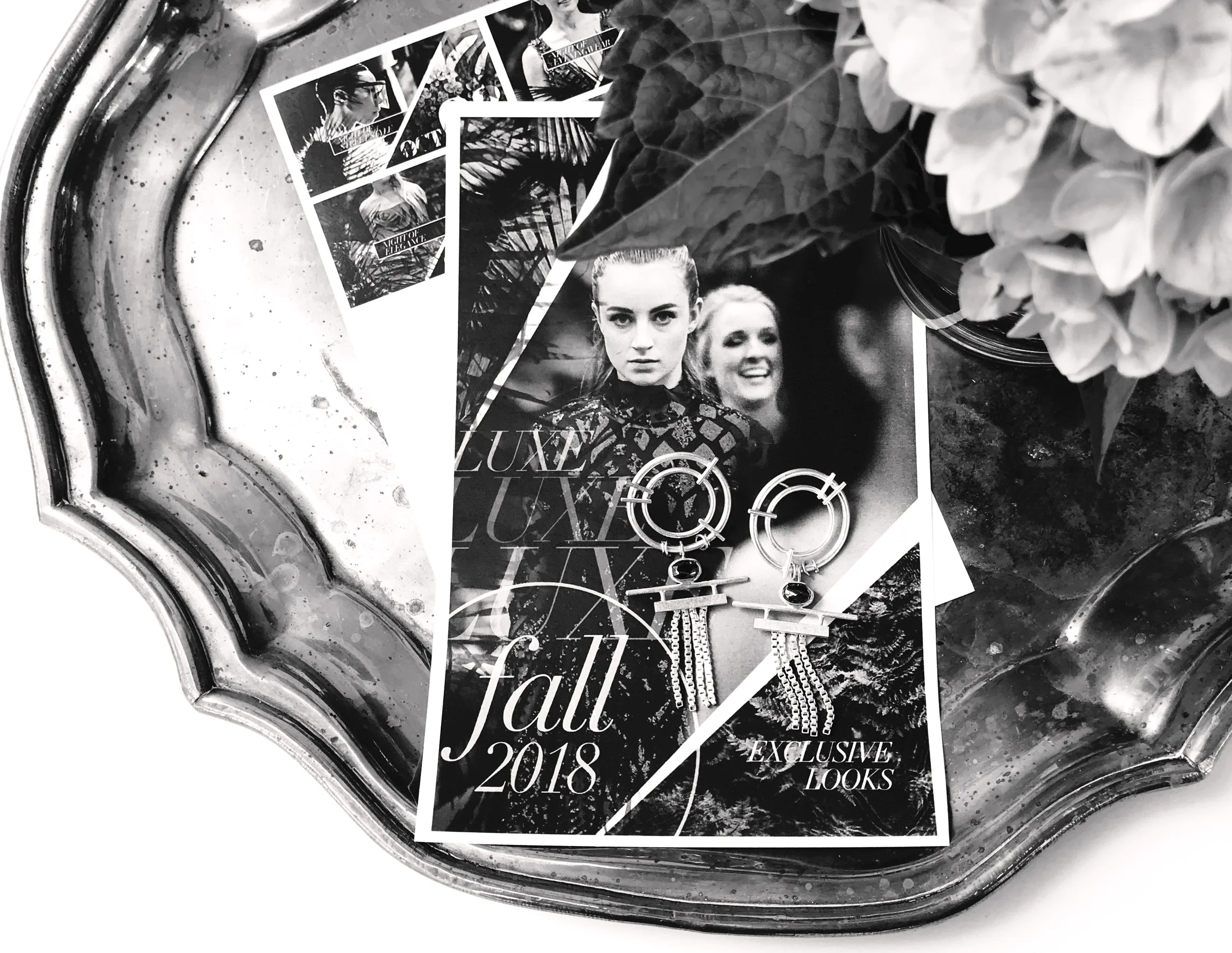 LOGOMARK 55° earring