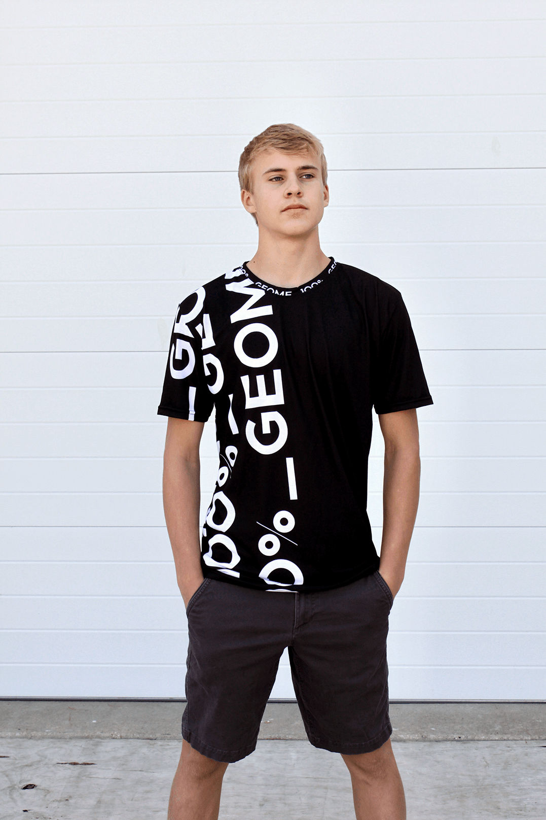 Black 100%_GEOME Designer Tee