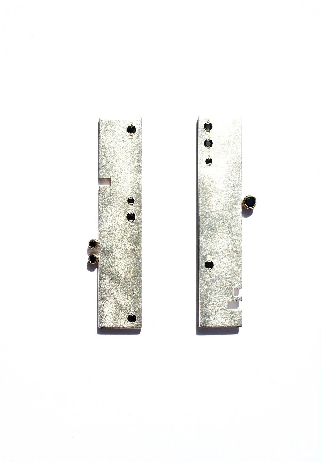 NEUTRAL 28º Earring