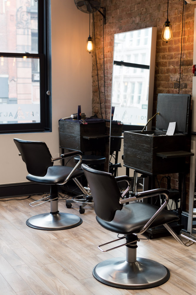 Art + Autonomy Salon is located in Soho; the interior has a very chic vibe. Photo by Tiffany Chen .