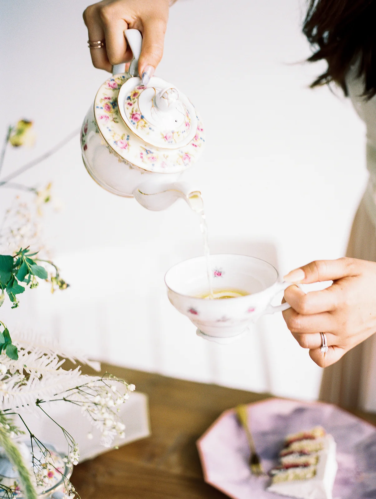 Styled by Olea & Fig Studio ; Photo by Kylee Yee Photography .