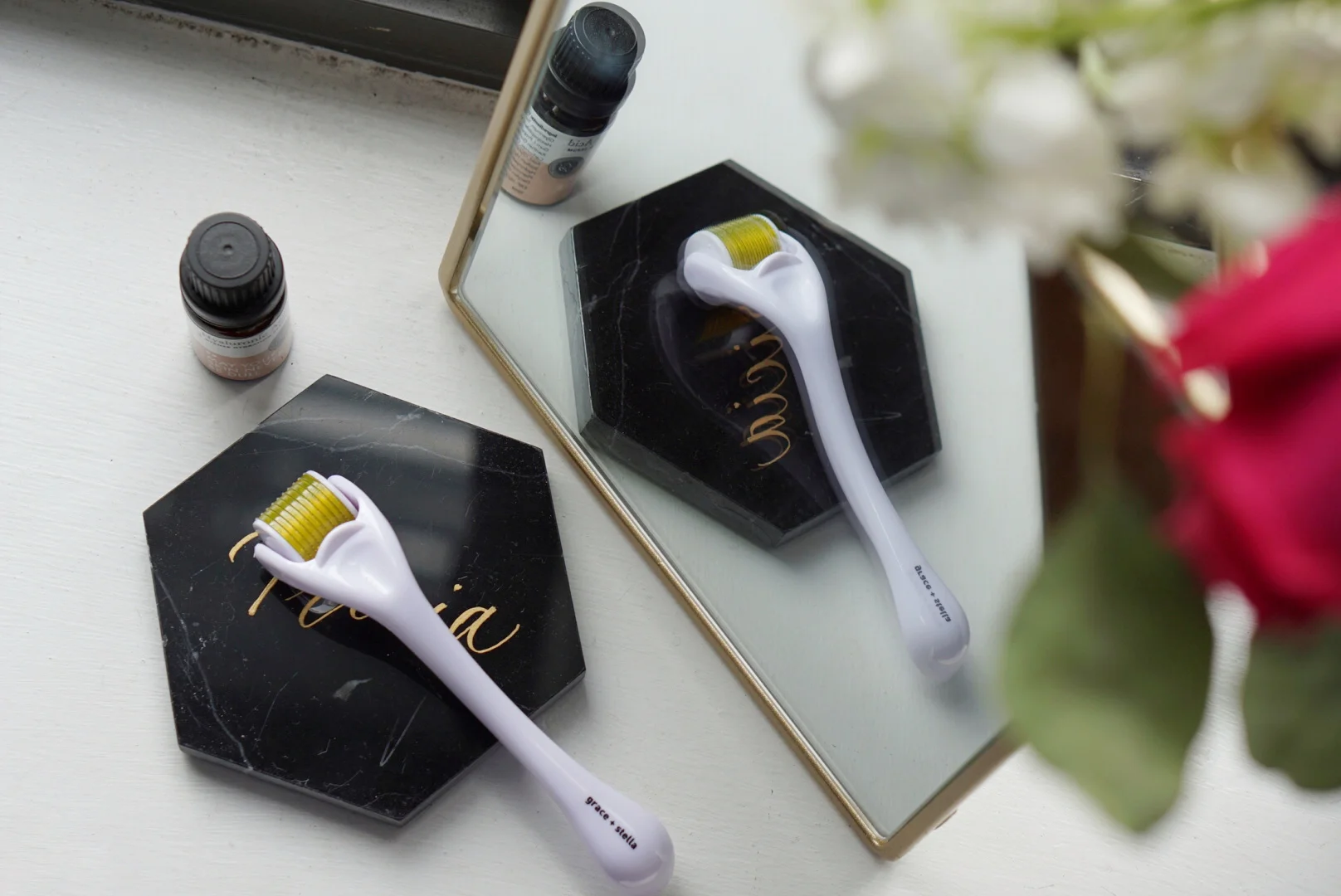grace & stella microneedle derma roller set