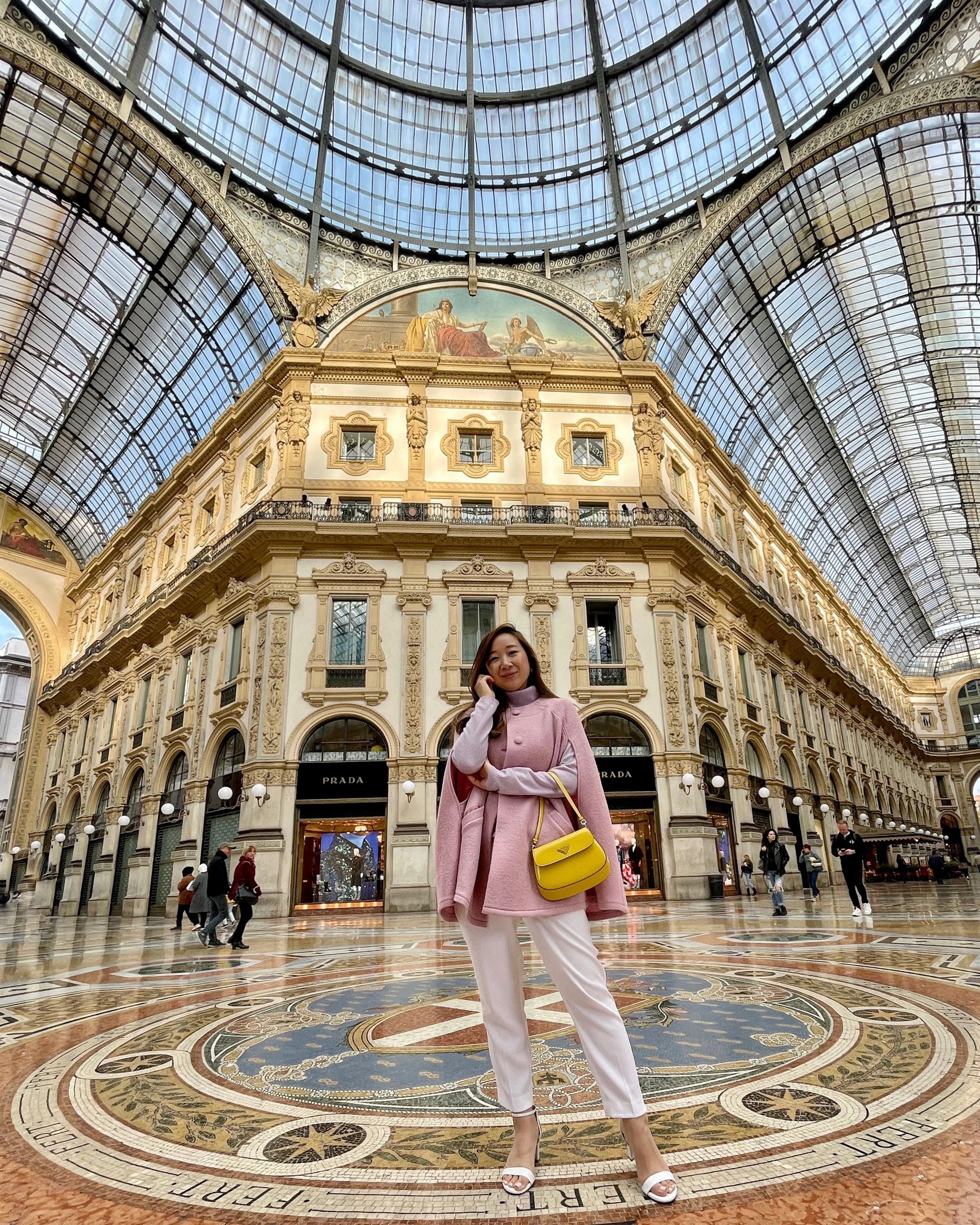 The comfortable shoes I travel with (that are chic and photogenic, too!)