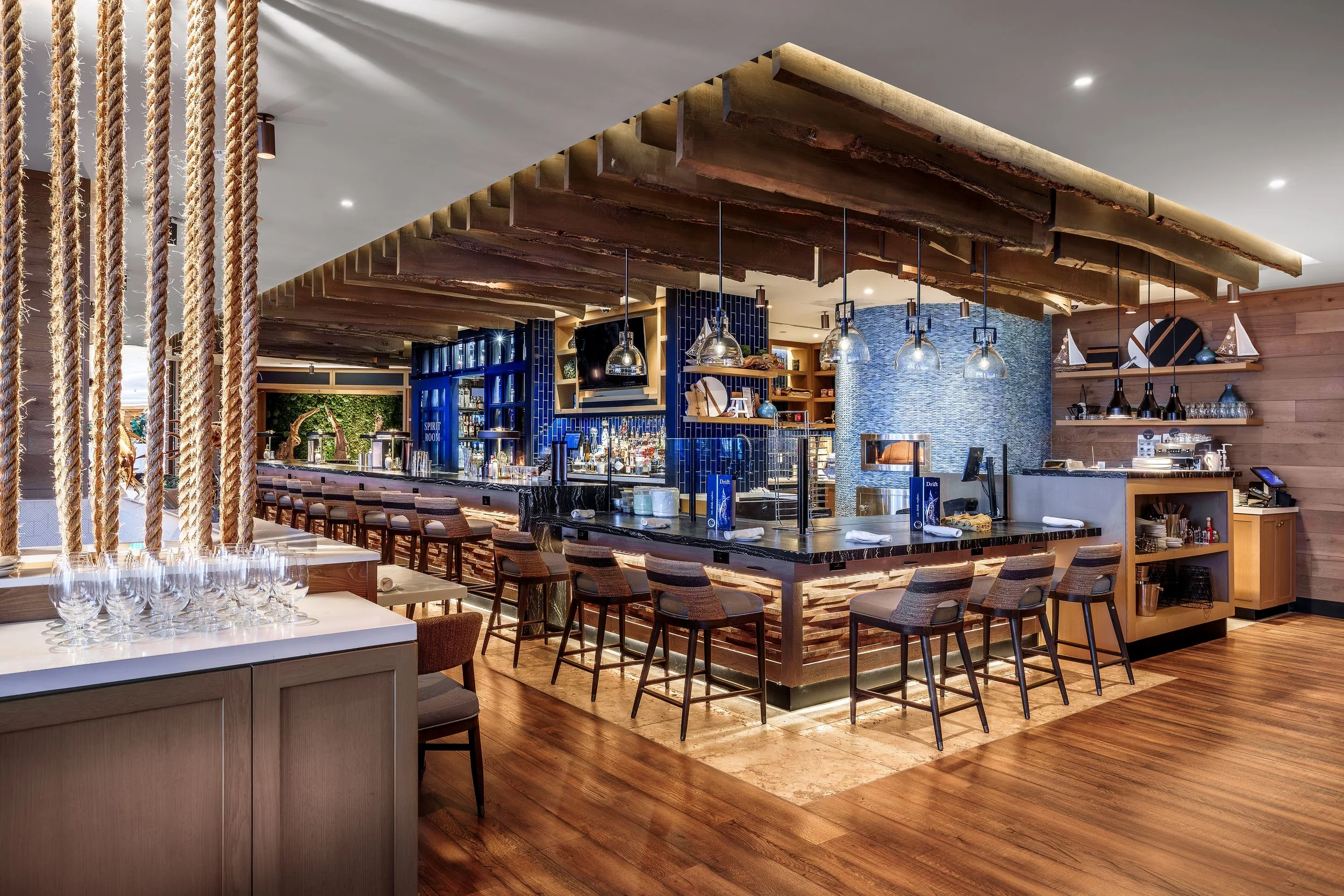 IDDI - Drift Restaurant(3).jpg