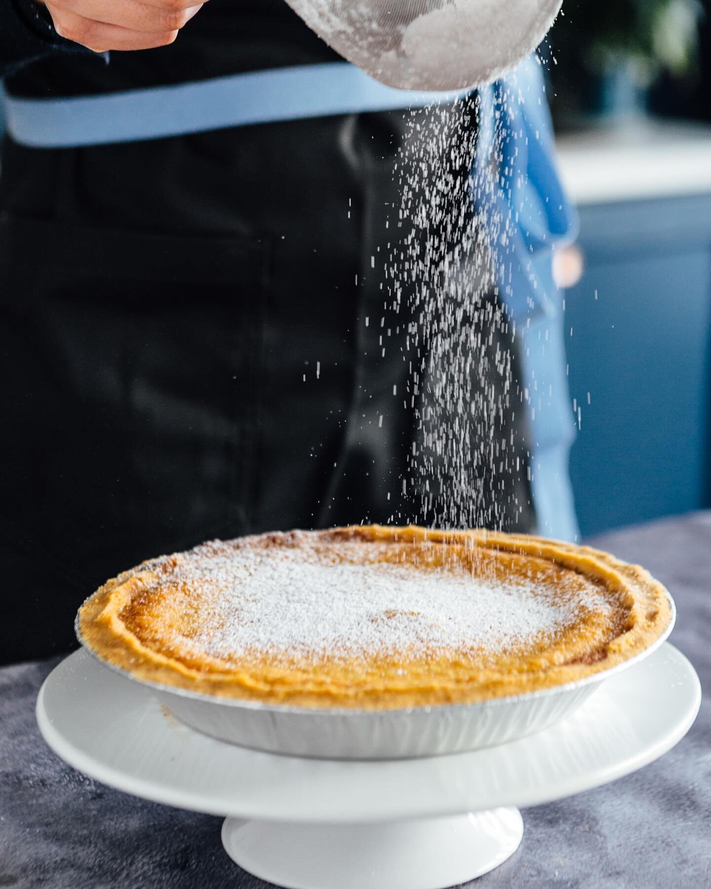 🧡🍊 The Gold Coast Citrus Chess Pie was a huge hit in January! But it&rsquo;s leaving us this week! Get it while it&rsquo;s still in the pie shops.

We have fun pies like Peanut Butter Touchdown and Valentine&rsquo;s Day pies coming soon! 🩷🏈