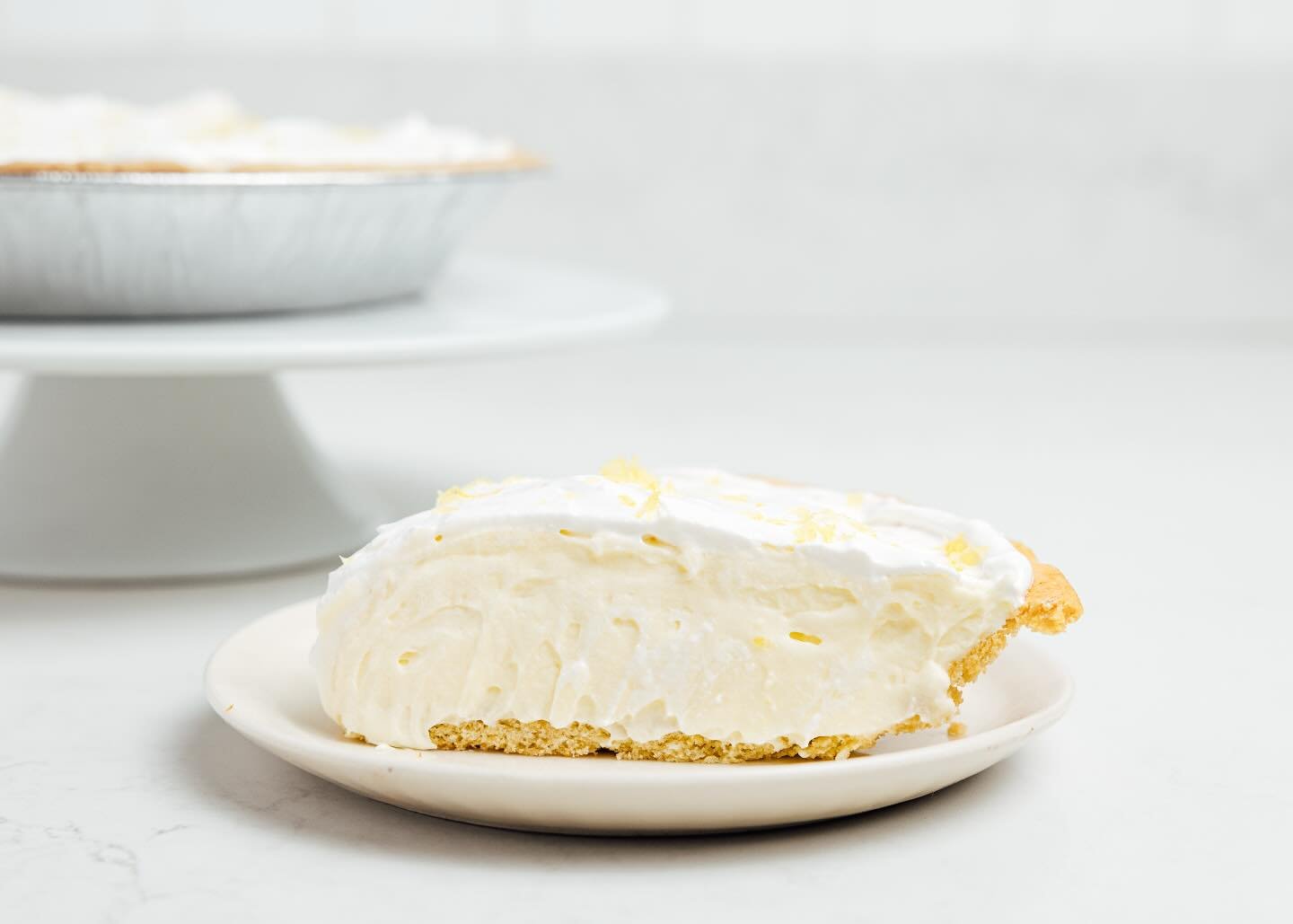 👋 Lemon Fluff!
Our newest Winston Pies flavor just landed! 🐥 🍋
Light fluffy lemon filling topped with fluffy meringue on a housemade sugar cookie. A Peep re-imagined!
Pre-orders are open for Easter!
*Contains dairy, gluten and gelatin