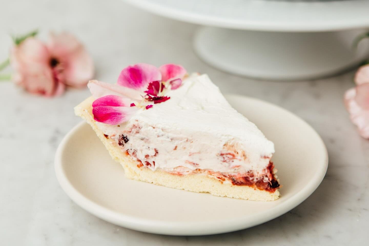 Mother’s Day is next week! In honor of all the amazing mothers and mom figures in our lives, we are bringing back our Mother’s Day Roasted Strawberry Pie!
Pre-orders are open!