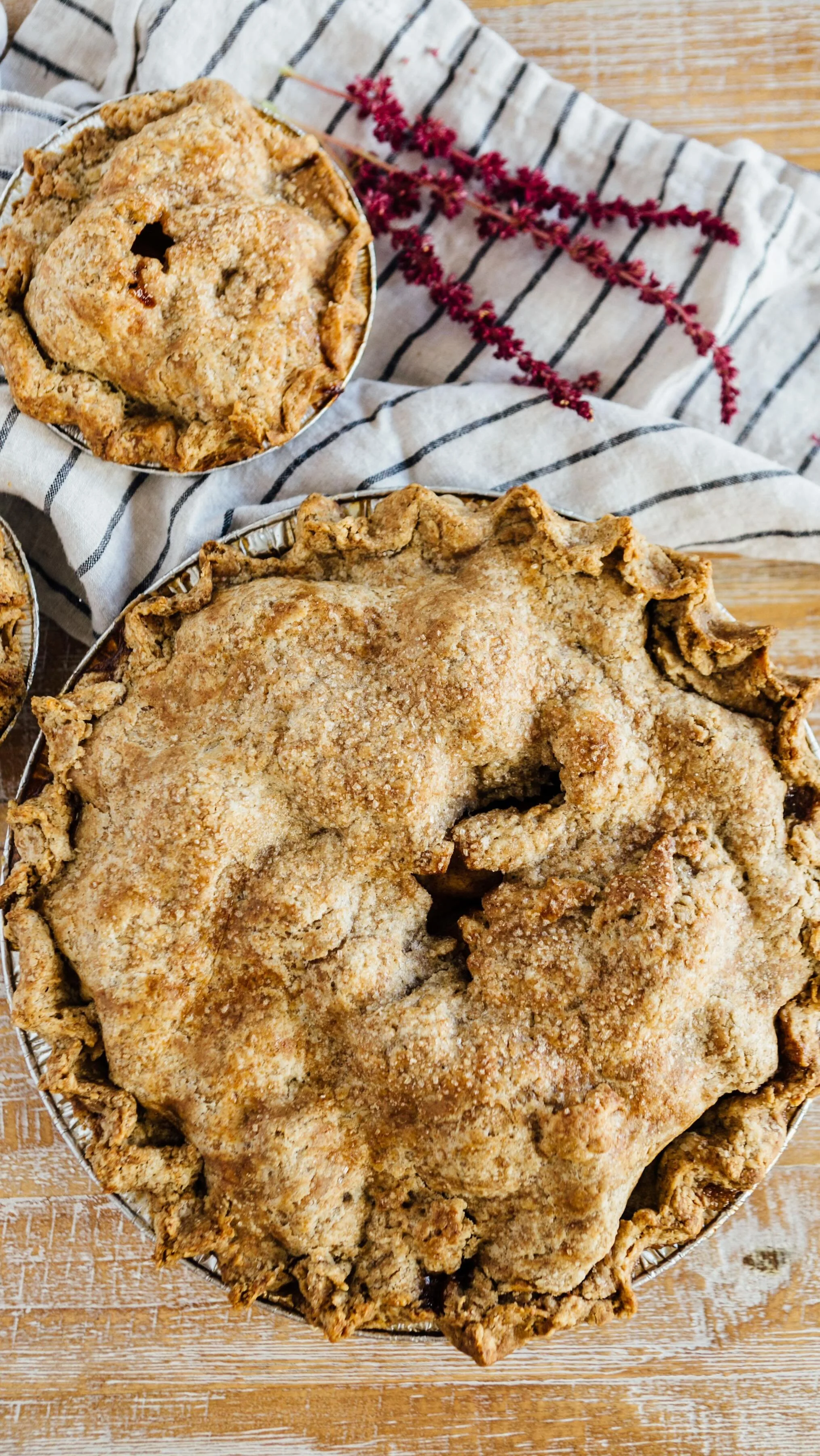 If you needed a sign 😏 this is it 🥧 
#pie #party #fallfood #winstonpies #hosting #partyplanning #losangelesfood