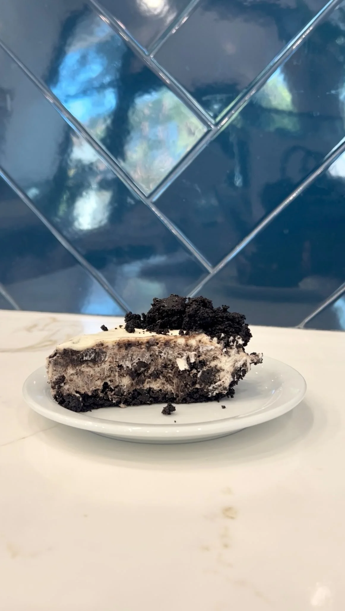 Eat our cookies & cream pie with us 🥧 
#eatwithme #winstonpies #cookiesandcream #oreodessert #lafood #losangelesfood #foodiesofig