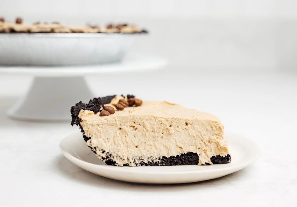 Kona Pie ☕️ is BACK! 

#coffeelover #pie #winstonpies #coffeecream #lafood