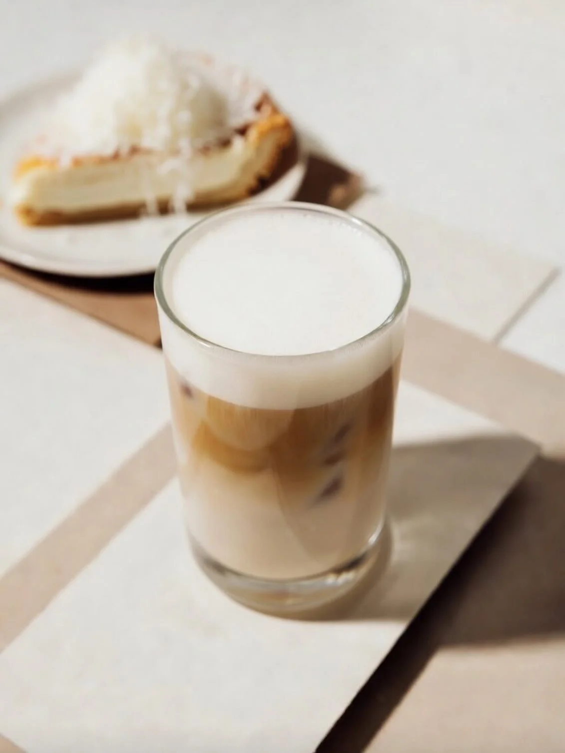 What&rsquo;s better than a coconut pie?! &hellip; pairing it with a toasted coconut latte 🥥 ☕️ 🥧 😋 

Stop by for our NEW toasted coconut latte 

#coconutcoffee #coffeelover #winstonpies #lafood #newfood