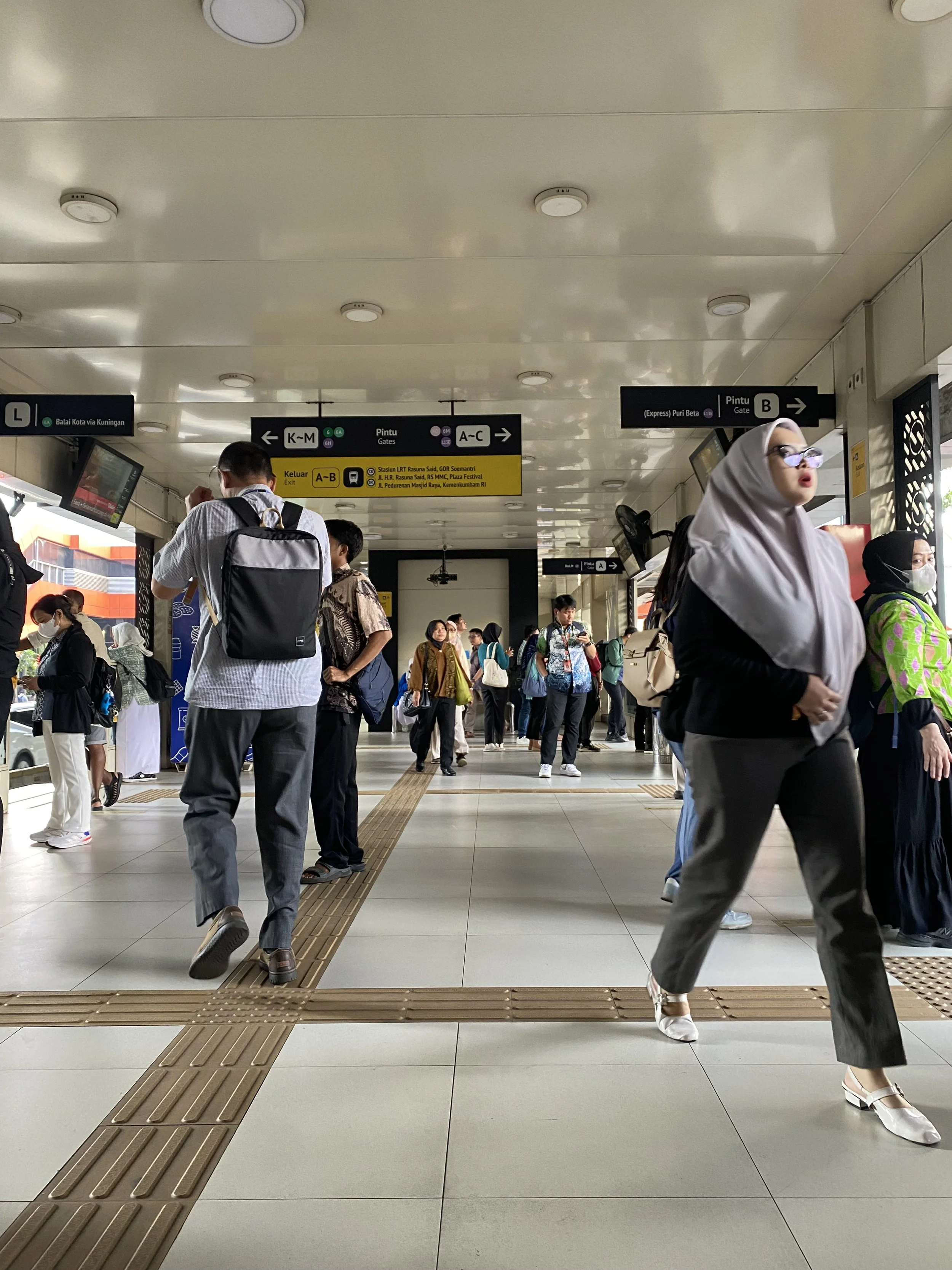 Indonesia’s 8% Dream and the Middle-Class Mirage