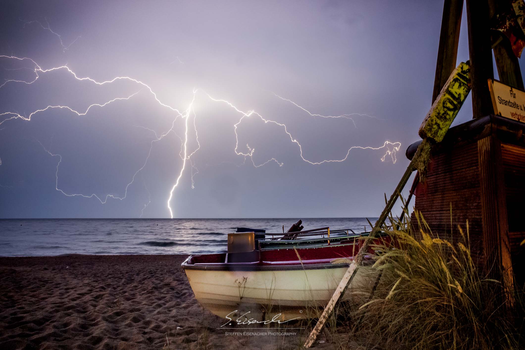 (1) Storm over the Baltic Sea, 25 sec f/9 ISO400