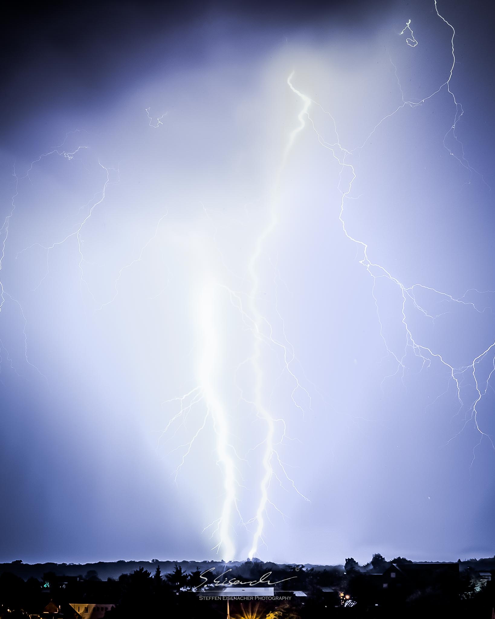 (4) Storm in Germany, 30 sec f/9 ISO 400. The settings for this image weren't perfect! FIND OUT what went wrong below.