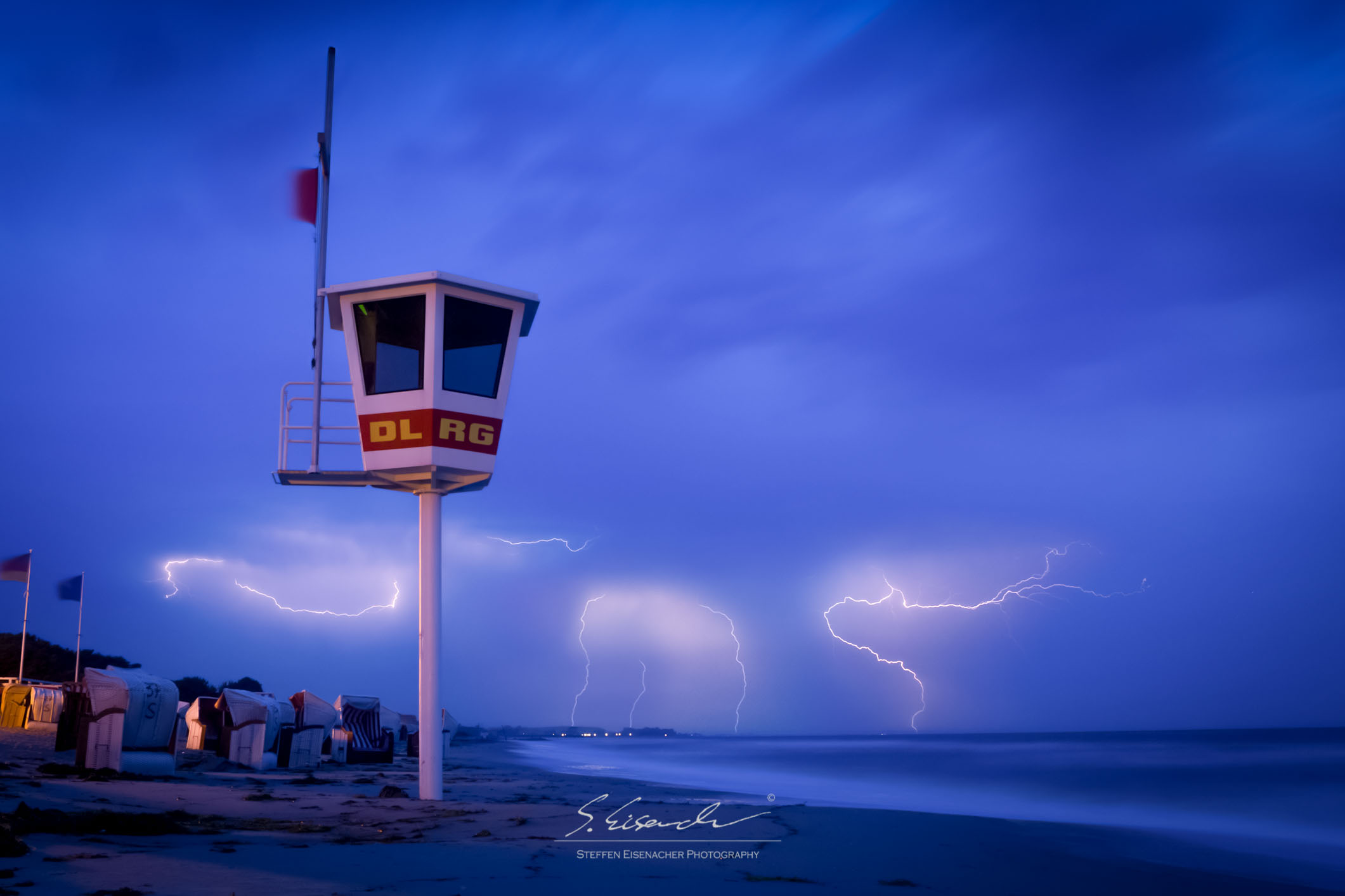 (5) Storm in northern Germany. 30 seconds f/4 ISO 200