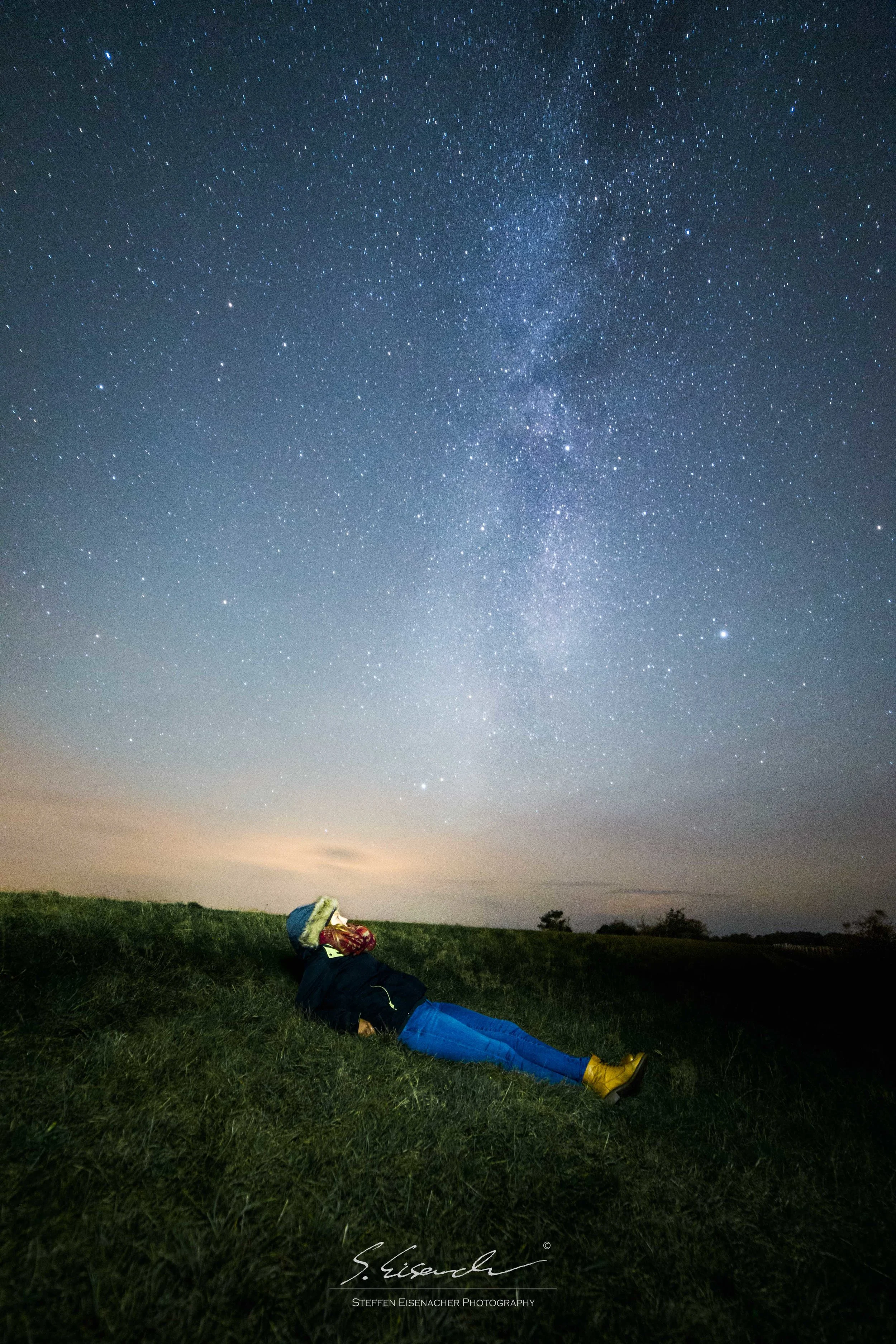"Winter Milkyway" in Germany. You can't see the Galactic Core!. 25 sec f/4 ISO4000 at 14mm Full Frame 
