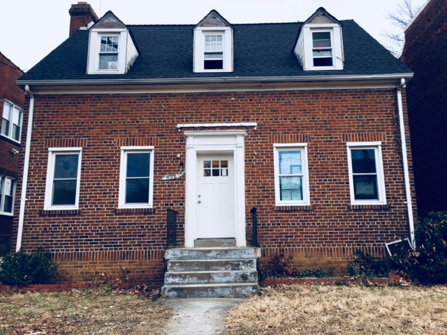 CONGRESS HEIGHTS RESIDENTIAL PROPERTIES GETTING A FACELIFT