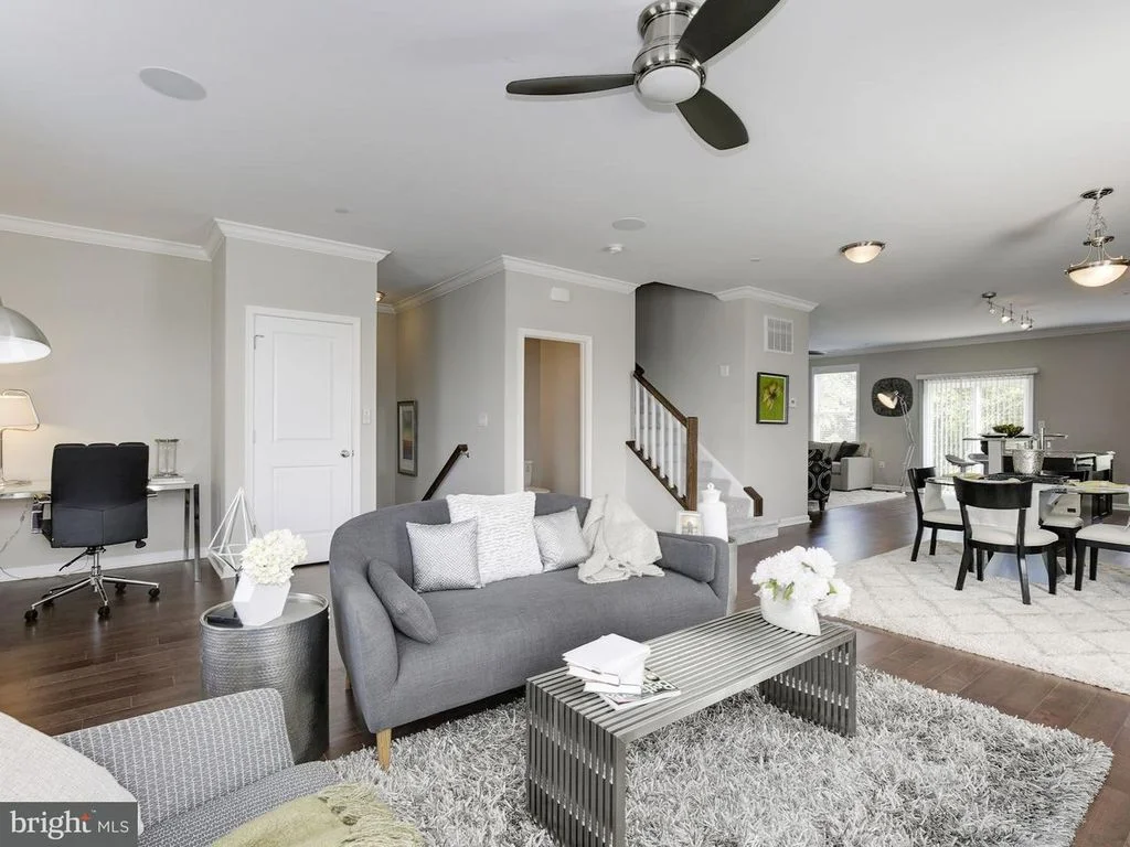 418 WOODCREST DR SE #B - $489,900