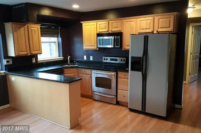 1310 Congress St SE #302 - $89,900
