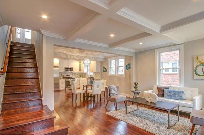 749 Upsal St SE - $389,500