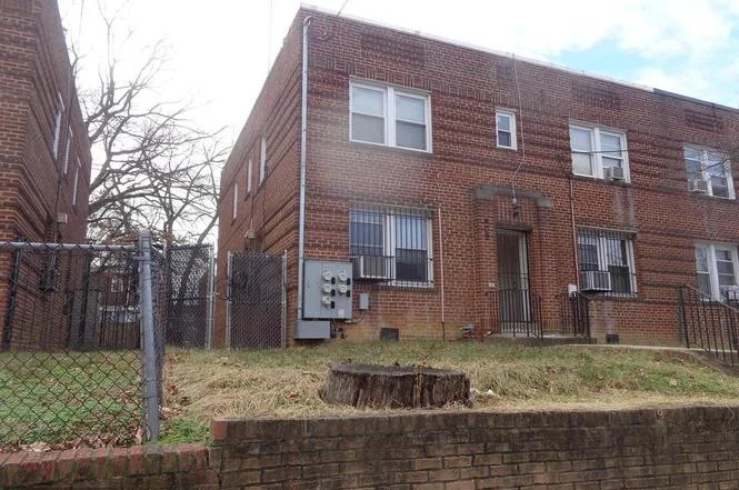 409 Newcomb Street SE - $475,000